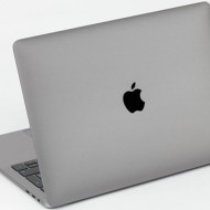     MacBook